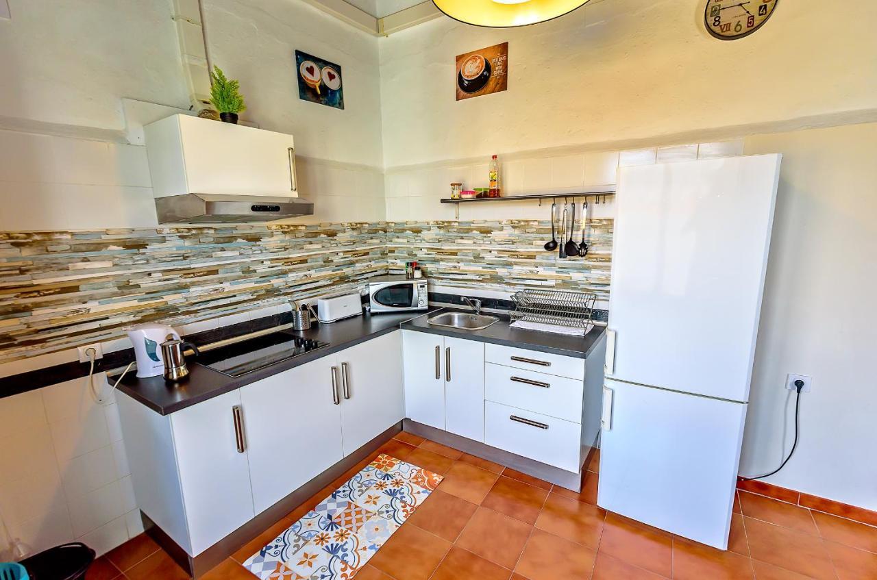 Milagros Central Apartments إل بويرتو دي سانتا ماريا المظهر الخارجي الصورة