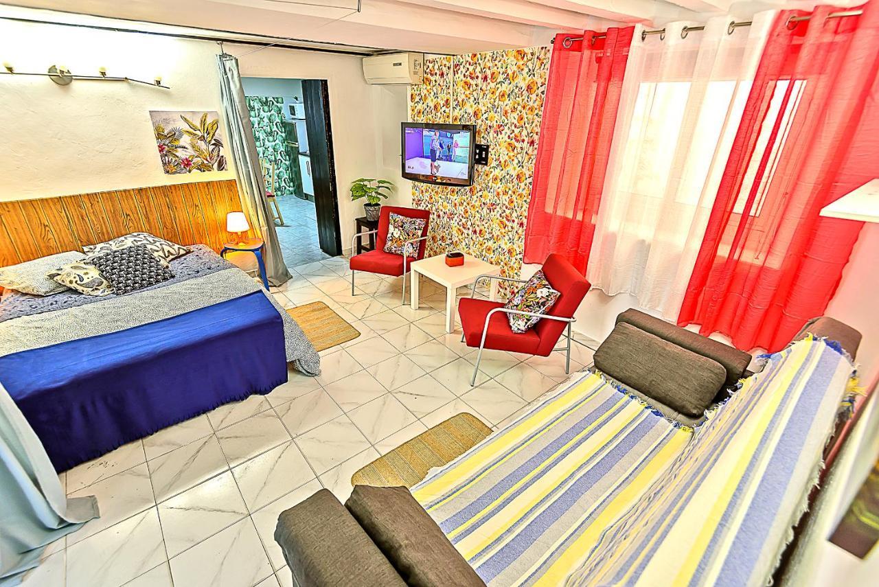 Milagros Central Apartments إل بويرتو دي سانتا ماريا المظهر الخارجي الصورة