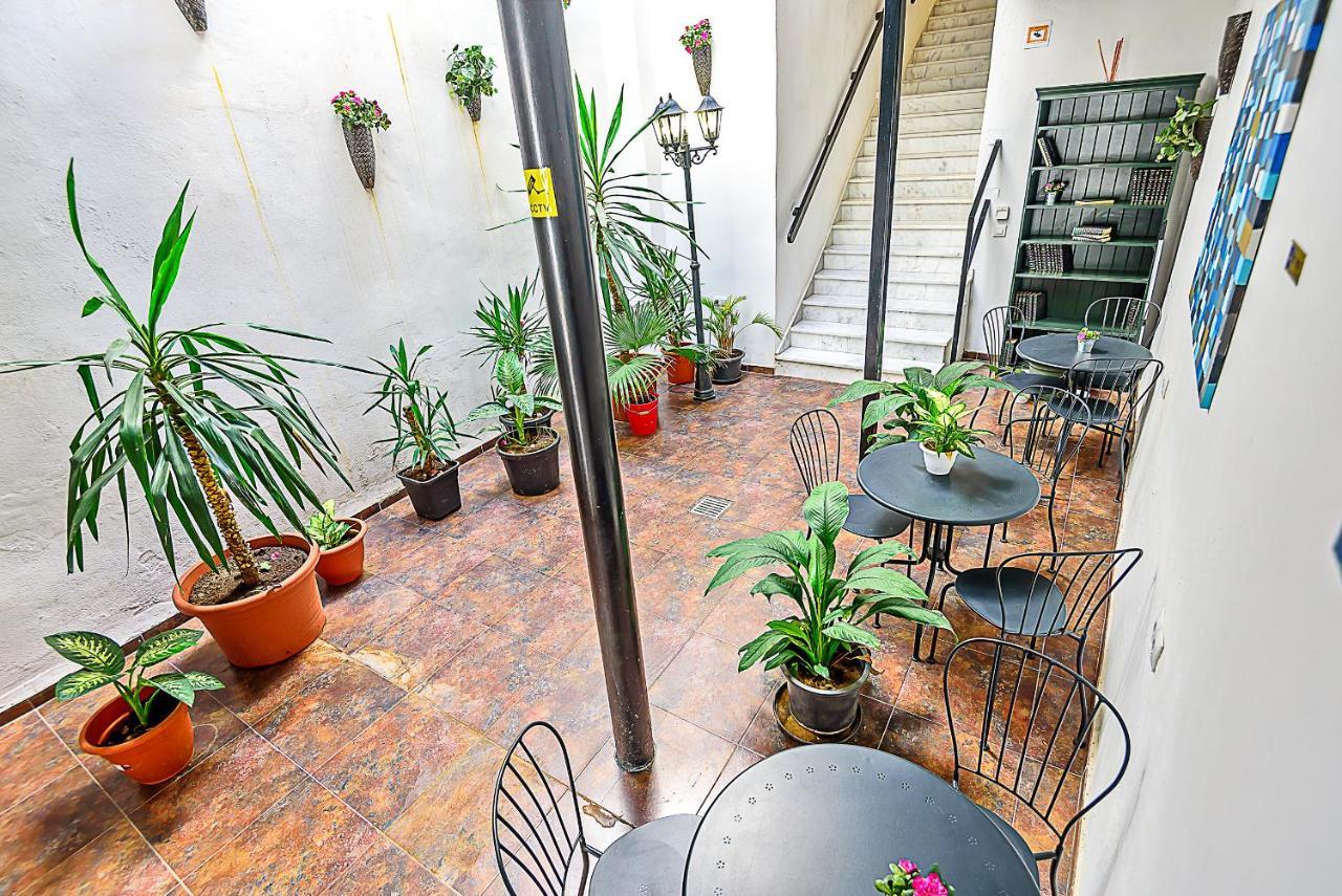 Milagros Central Apartments إل بويرتو دي سانتا ماريا المظهر الخارجي الصورة